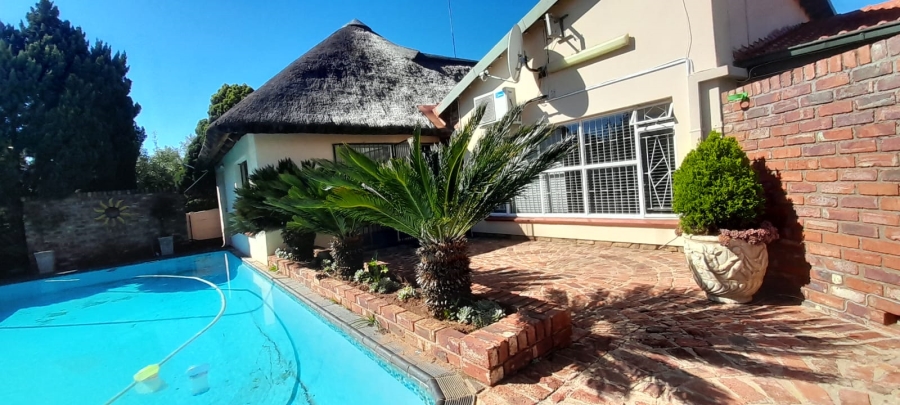 5 Bedroom Property for Sale in Meiringspark North West